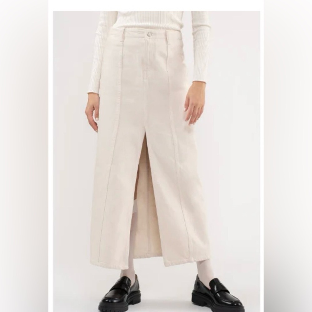 Blu Pepper Winter White Denim Maxi Skirt Size Medium
